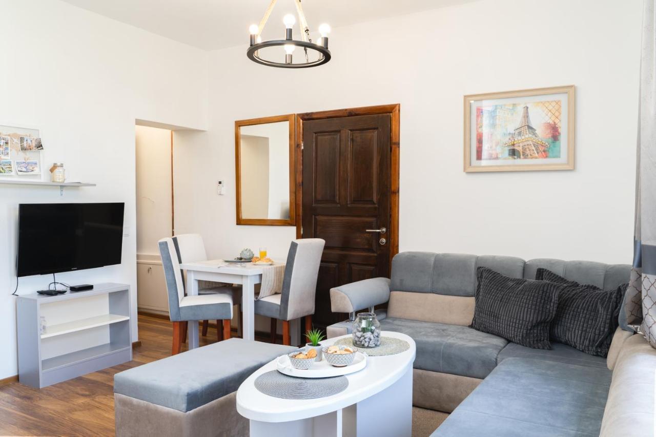 Villa Adelaida SJJ Eksteriør billede