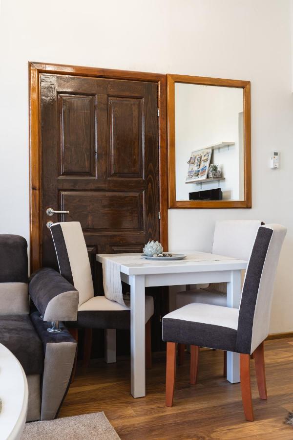 Villa Adelaida SJJ Eksteriør billede
